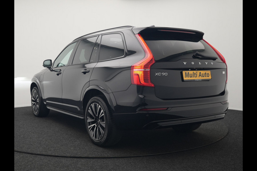Volvo XC90 T8 Recharge AWD LONG RANGE Ultimate Dark 7 Persoons Plug In Hybrid 456pk Dealer O.H. PHEV | Panodak | Head Up | Adaptive Cruise | Camera | Lederen Sportstoelen Memory & Verwarmd | Google Assistent | Harman & Kardon | Stuur Verwarmd | Apple Carplay | Blis | Keyless | Virtual |