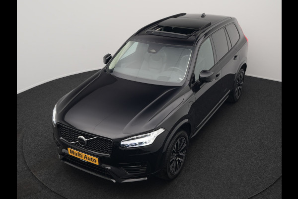 Volvo XC90 T8 Recharge AWD LONG RANGE Ultimate Dark 7 Persoons Plug In Hybrid 456pk Dealer O.H. PHEV | Panodak | Head Up | Adaptive Cruise | Camera | Lederen Sportstoelen Memory & Verwarmd | Google Assistent | Harman & Kardon | Stuur Verwarmd | Apple Carplay | Blis | Keyless | Virtual |