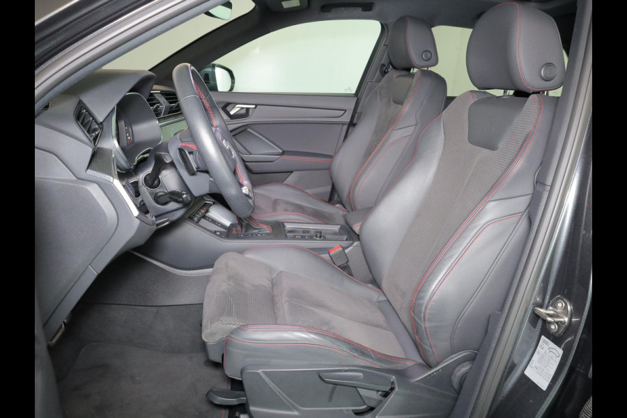 Audi Q3 45 TFSI e S edition 245 pk S-tronic | Navigatie | Panoramadak | Parkeersensoren | Achteruitrijcamera | Stoelverwarming | S-Line |