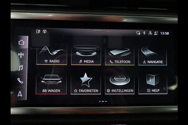 Audi Q3 45 TFSI e S edition 245 pk S-tronic | Navigatie | Panoramadak | Parkeersensoren | Achteruitrijcamera | Stoelverwarming | S-Line |