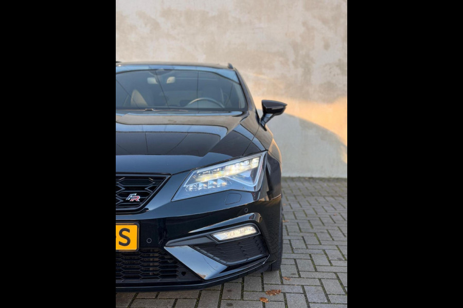 Seat Leon ST FR 2.0 TSI DSG Pano Beats KW V3 19'' Virtual Trekhaak