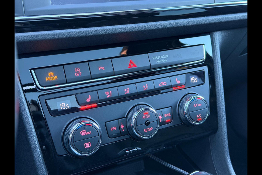 Seat Leon ST FR 2.0 TSI DSG Pano Beats KW V3 19'' Virtual Trekhaak