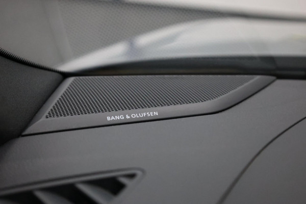 Audi RSQ3 Sportback 2.5 TFSI Quattro 400PK MATRIX+LED/VIRTUAL/PANO/LEER+S.VERWARMING/B&O/21"LMV/360/LINE/ACC/ECC/12 MDN GARANTIE!