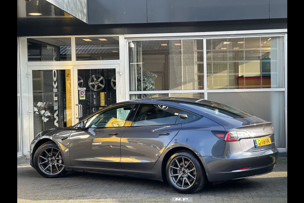 Tesla Model 3 Long Range AWD 75 kWh SOH 83% / NIEUWSTAAT !! / AUTOPILOT /  / STOELVERWARMING