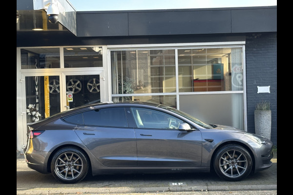 Tesla Model 3 Long Range AWD 75 kWh SOH 83% / NIEUWSTAAT !! / AUTOPILOT /  / STOELVERWARMING