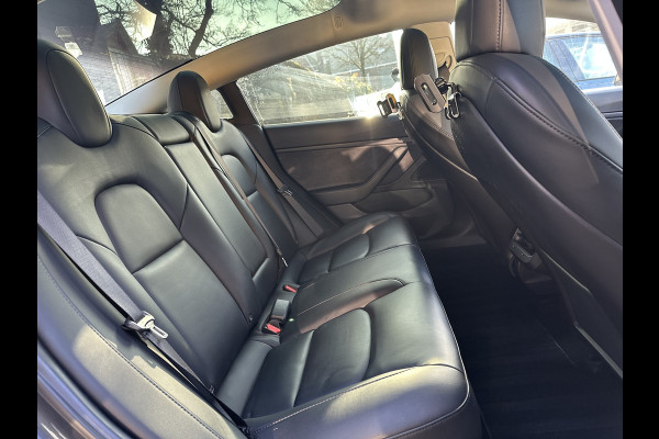 Tesla Model 3 Long Range AWD 75 kWh SOH 83% / NIEUWSTAAT !! / AUTOPILOT /  / STOELVERWARMING