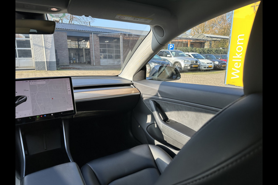 Tesla Model 3 Long Range AWD 75 kWh SOH 83% / NIEUWSTAAT !! / AUTOPILOT /  / STOELVERWARMING
