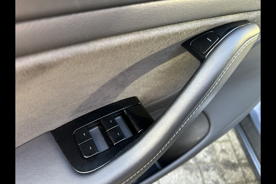 Tesla Model 3 Long Range AWD 75 kWh SOH 83% / NIEUWSTAAT !! / AUTOPILOT /  / STOELVERWARMING