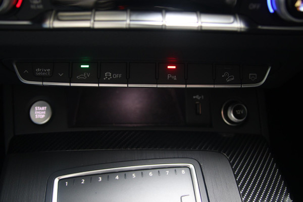 Audi Q5 50 TFSI E Quattro S-line PANO-MEMORY-TREKHAAK-SOH