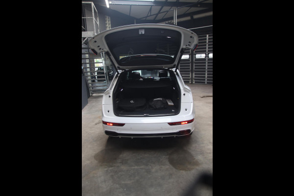 Audi Q5 50 TFSI E Quattro S-line PANO-MEMORY-TREKHAAK-SOH