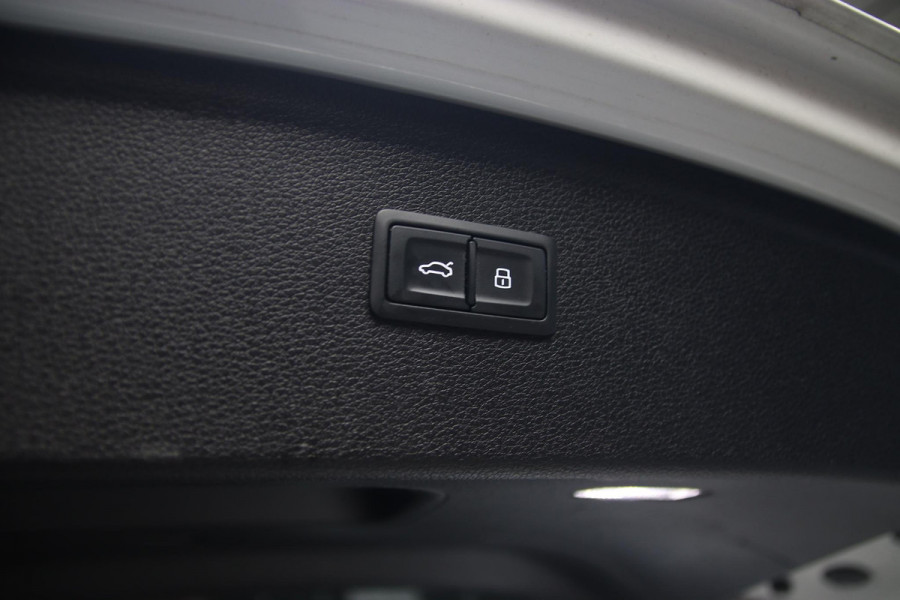 Audi Q5 50 TFSI E Quattro S-line PANO-MEMORY-TREKHAAK-SOH