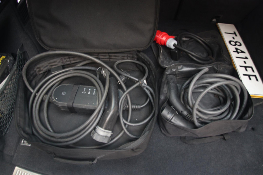 Audi Q5 50 TFSI E Quattro S-line PANO-MEMORY-TREKHAAK-SOH