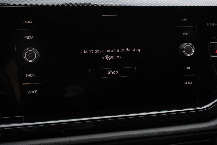 Volkswagen Polo 1.0 TSI DSG Life | Adaptive Cruise Control | Parkeersensoren Voor + Achter | Privacy Glass | LED | Apple Carplay/Android Auto | Virtual Cockpit |