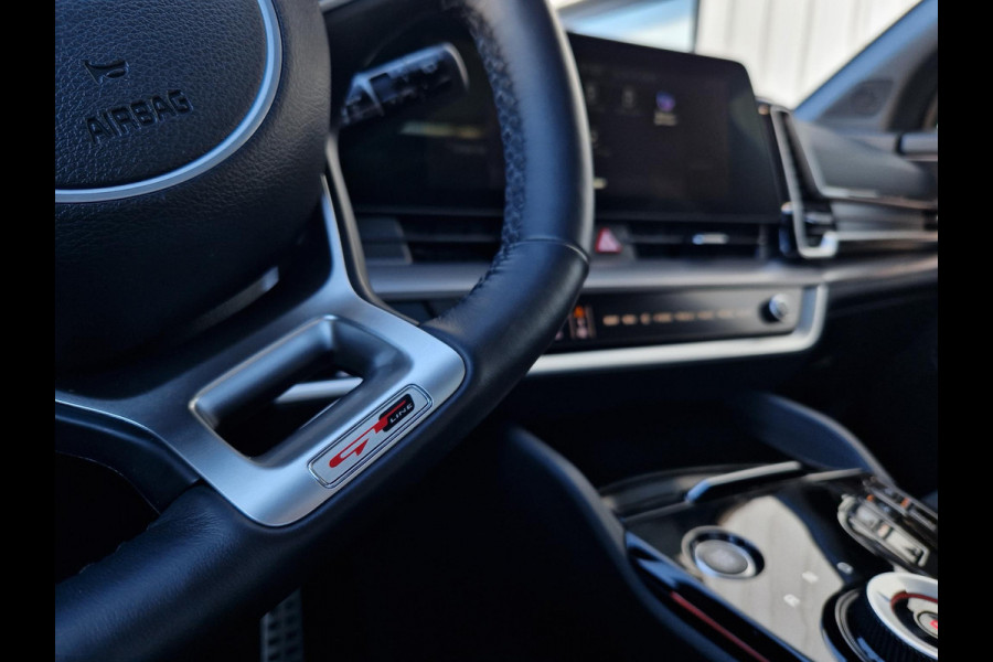 Kia Sportage 1.6 T-GDi Plug-in Hybrid AWD GT-Line | Elektr. Stoelen | Schuif/Kanteldak | Adapt. Cruise | Carplay/Android Auto |