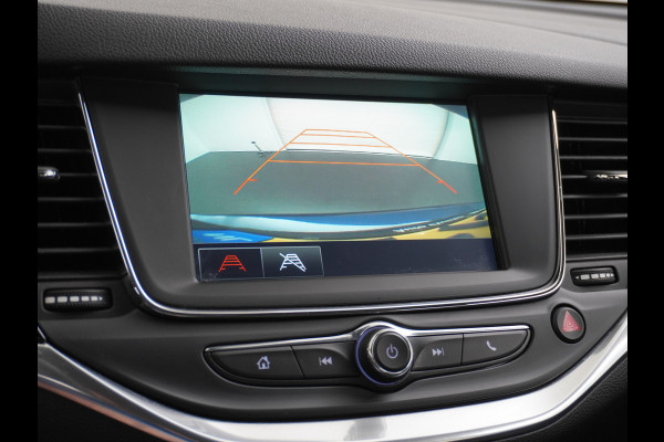Opel Astra Sports Tourer 1.4T 145pk Navi Camera Lane-dep. Keyless 1/2Leer CruiseControl Led Bluetooth Pdc Apple/Android Aut.Verlichting Isofix Elek.Ramen Ecc Tel. Usb 16''LM Business Elegance