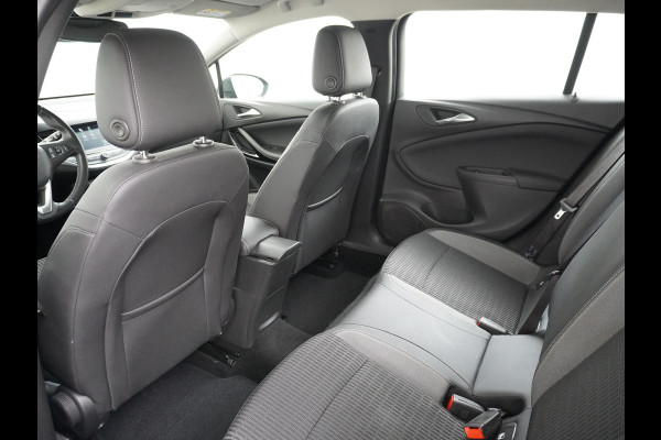 Opel Astra Sports Tourer 1.4T 145pk Navi Camera Lane-dep. Keyless 1/2Leer CruiseControl Led Bluetooth Pdc Apple/Android Aut.Verlichting Isofix Elek.Ramen Ecc Tel. Usb 16''LM Business Elegance