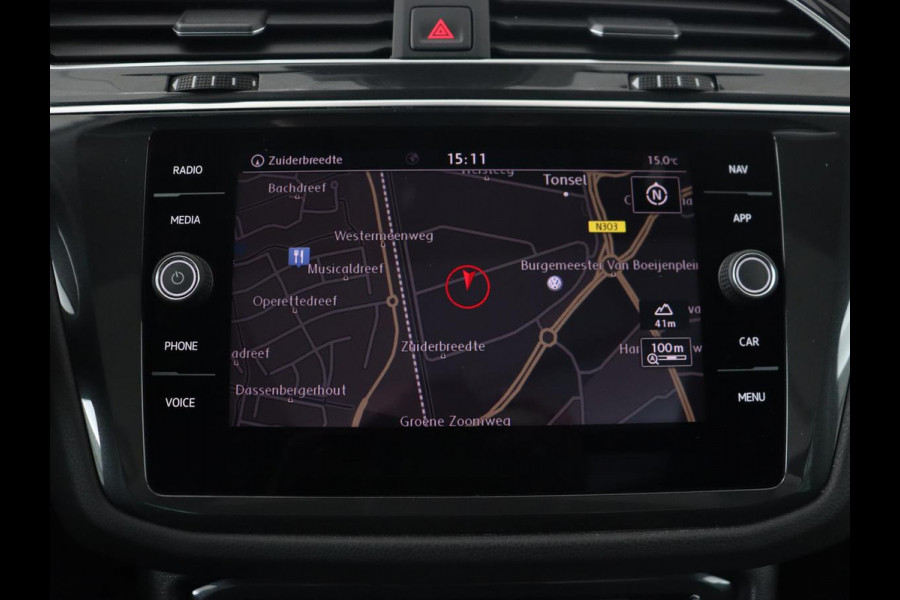 Volkswagen Tiguan 1.5 TSI Comfortline | Panoramadak | Stoelverwarming | Carplay | Camera | Keyless | Adaptive cruise | Navigatie | Full LED