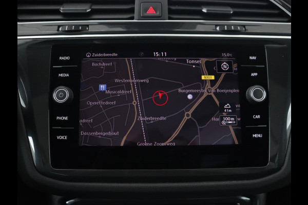 Volkswagen Tiguan 1.5 TSI Comfortline | Panoramadak | Stoelverwarming | Carplay | Camera | Keyless | Adaptive cruise | Navigatie | Full LED