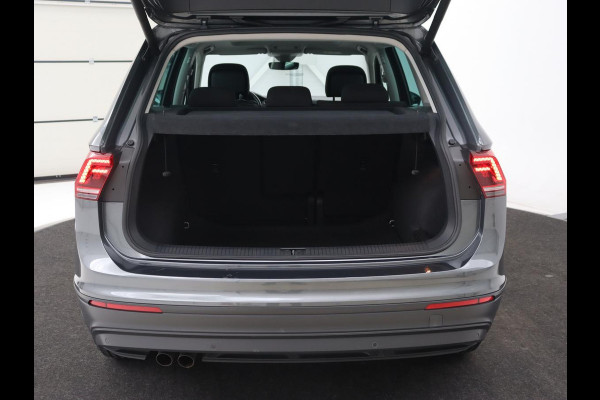 Volkswagen Tiguan 1.5 TSI Comfortline | Panoramadak | Stoelverwarming | Carplay | Camera | Keyless | Adaptive cruise | Navigatie | Full LED