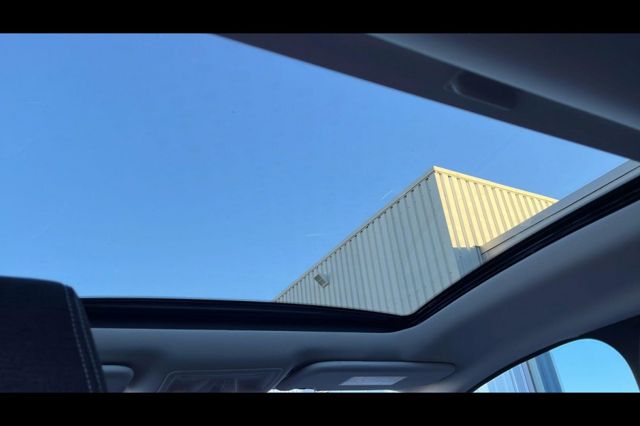 Ford Puma 1.0 EcoBoost Hybrid Titanium 125pk | NIEUW MODEL! | Driver Assistance Pack | Winterpack | Panoramadak | Keyless Pack | Elek Achterklep | Reserve wiel