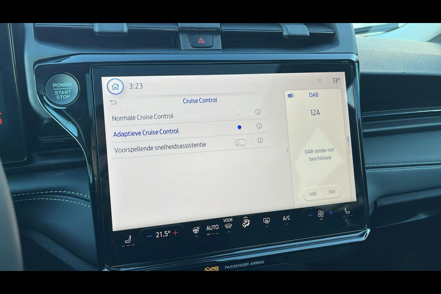 Ford Puma 1.0 EcoBoost Hybrid Titanium 125pk | NIEUW MODEL! | Driver Assistance Pack | Winterpack | Panoramadak | Keyless Pack | Elek Achterklep | Reserve wiel