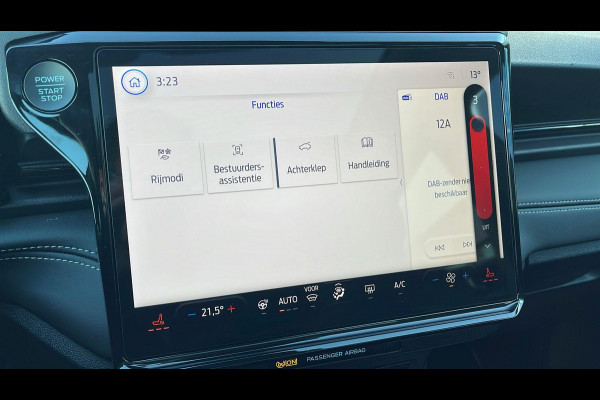 Ford Puma 1.0 EcoBoost Hybrid Titanium 125pk | NIEUW MODEL! | Driver Assistance Pack | Winterpack | Panoramadak | Keyless Pack | Elek Achterklep | Reserve wiel