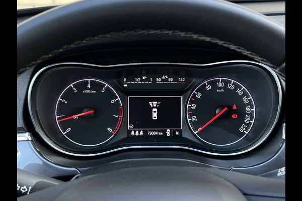 Opel Corsa 1.4 Online Edition | Navi | Trekhaak | Carplay | DAB | Clima | Cruise