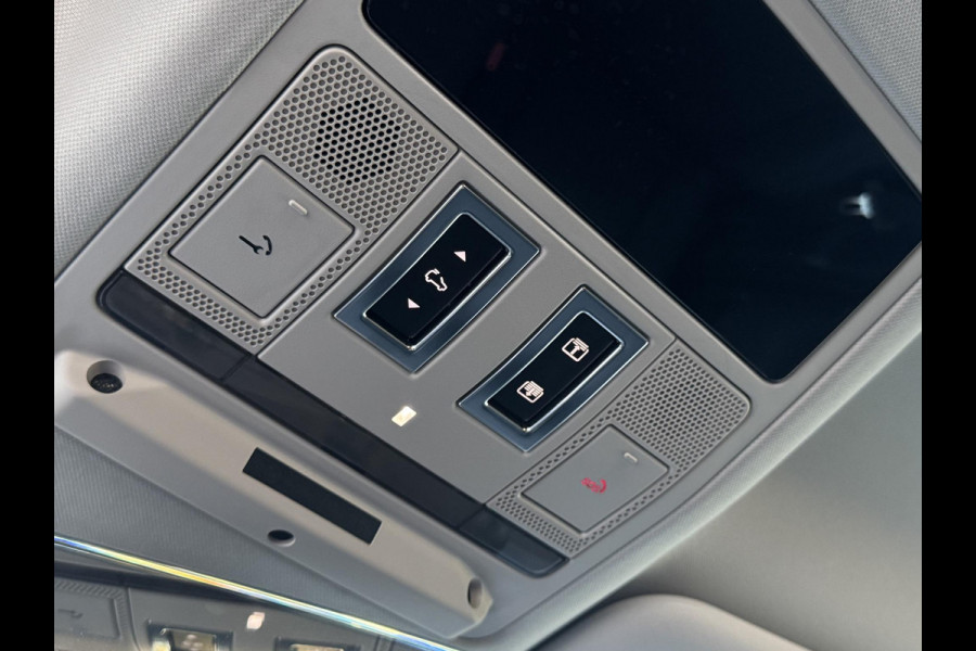 Land Rover Defender 110 P400e 110 S