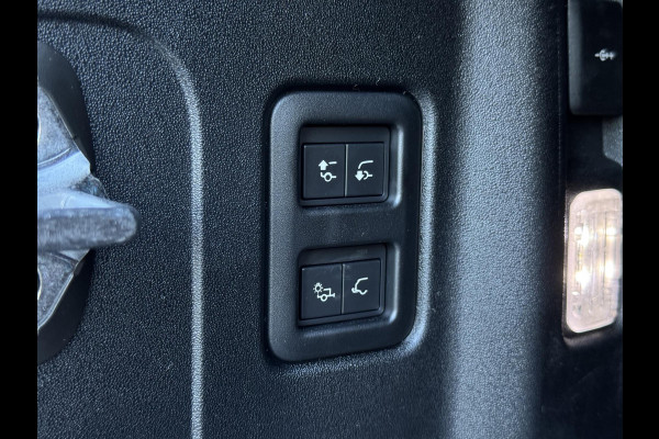 Land Rover Defender 110 P400e 110 S