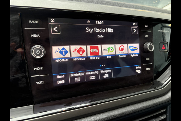 Volkswagen Polo 1.0 TSi 95pk Comfortline Business 5-drs. CAMERA/CARPLAY/NAVI/ADAPT.CRUISE/DAB