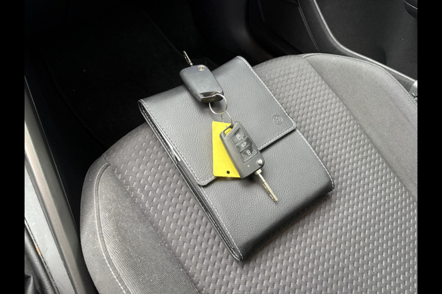 Volkswagen Polo 1.0 TSi 95pk Comfortline Business 5-drs. CAMERA/CARPLAY/NAVI/ADAPT.CRUISE/DAB