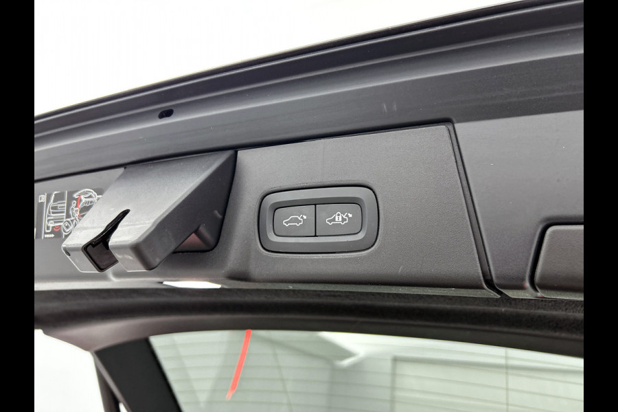 Volvo V90 2.0 B4 198PK Mild Hybrid Business pro automaat / Airco-ecc / Navi / Leder / Adap-cruise / Lmv / Xenon / Car-play / Apk 04-2027