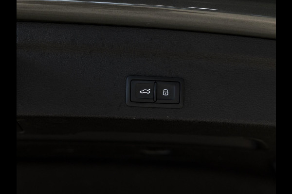 Audi Q3 Sportback 35 TFSI Business Edition / 150pk / Panorama dak / Keyless / Rondomzicht camera /