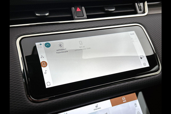 Land Rover Range Rover Evoque P300e AWD R-Dynamic SE