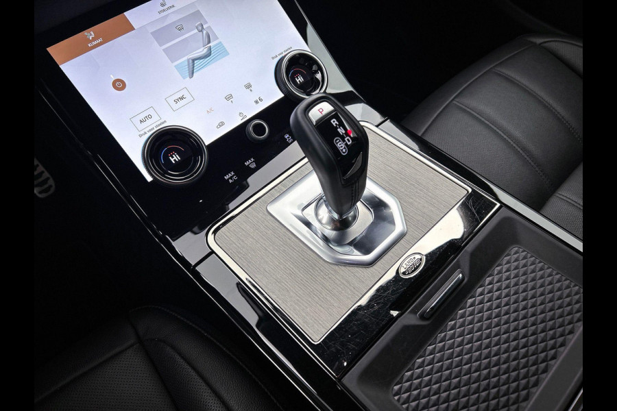 Land Rover Range Rover Evoque P300e AWD R-Dynamic SE