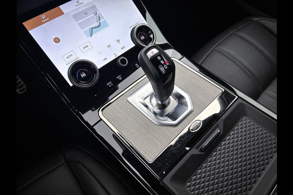 Land Rover Range Rover Evoque P300e AWD R-Dynamic SE