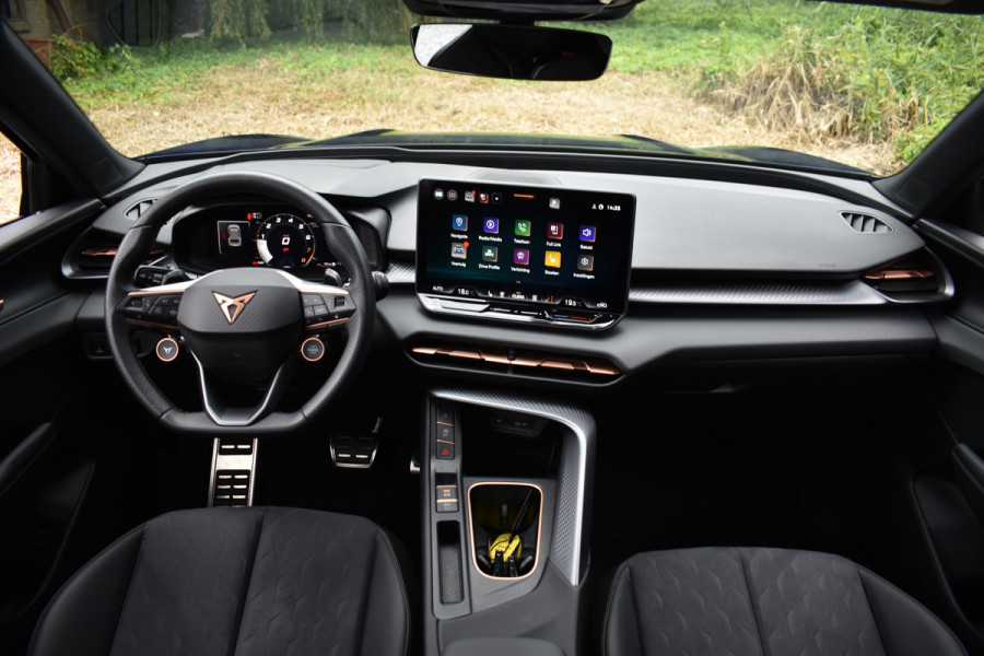 CUPRA Terramar 1.5 eTSI 150PK DSG BUSINESS SFEERVERL HEAD-UP/NAVI/CAMERA/LEDER MATRIX