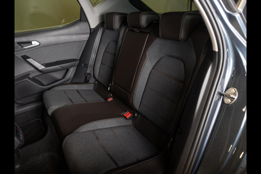 Seat Leon 1.5 TSI Style Ultimate Edition / 150pk / Keyless / Stoel en stuurverwarming /