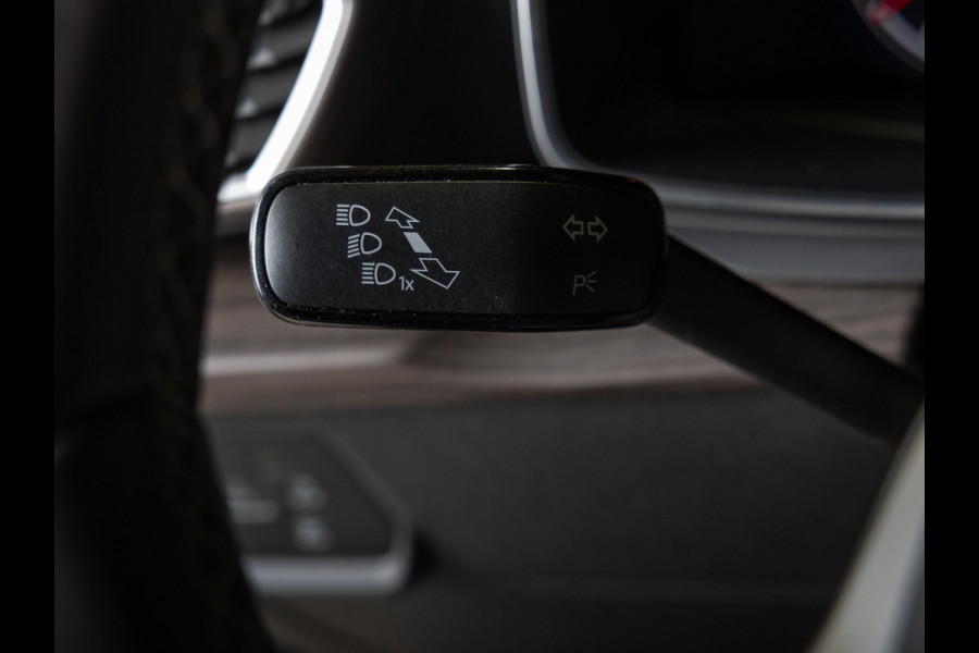 Seat Leon 1.5 TSI Style Ultimate Edition / 150pk / Keyless / Stoel en stuurverwarming /