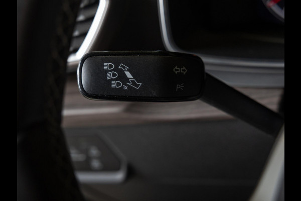 Seat Leon 1.5 TSI Style Ultimate Edition / 150pk / Keyless / Stoel en stuurverwarming /