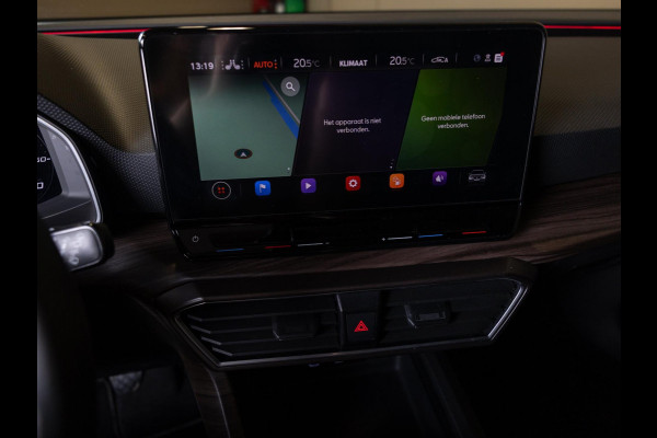 Seat Leon 1.5 TSI Style Ultimate Edition / 150pk / Keyless / Stoel en stuurverwarming /