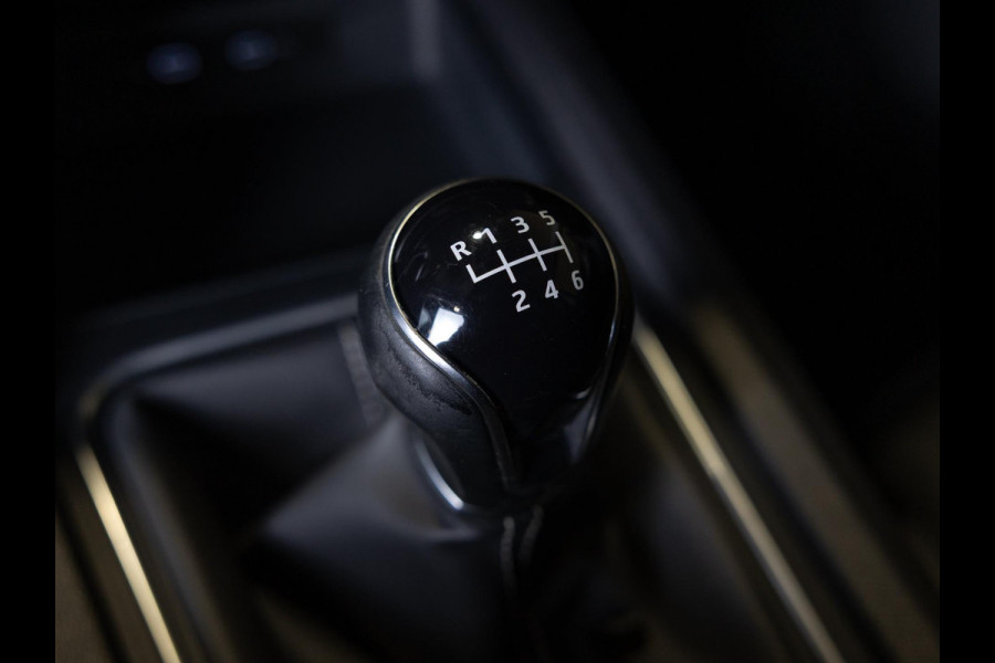 Seat Leon 1.5 TSI Style Ultimate Edition / 150pk / Keyless / Stoel en stuurverwarming /