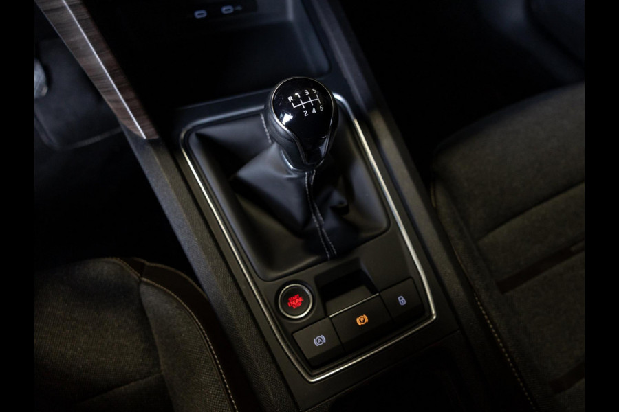 Seat Leon 1.5 TSI Style Ultimate Edition / 150pk / Keyless / Stoel en stuurverwarming /