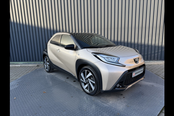 Toyota Aygo X 1.0 VVT-i S-CVT Premium / Bi tone | JBL | Clima | PDC V+A | Rijklaar!!