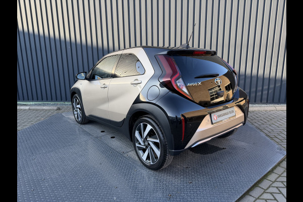 Toyota Aygo X 1.0 VVT-i S-CVT Premium / Bi tone | JBL | Clima | PDC V+A | Rijklaar!!