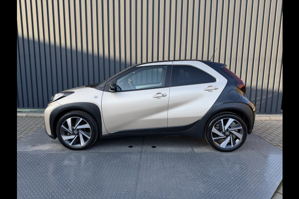 Toyota Aygo X 1.0 VVT-i S-CVT Premium / Bi tone | JBL | Clima | PDC V+A | Rijklaar!!