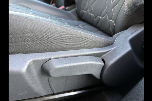 Toyota Aygo X 1.0 VVT-i S-CVT Premium / Bi tone | JBL | Clima | PDC V+A | Rijklaar!!