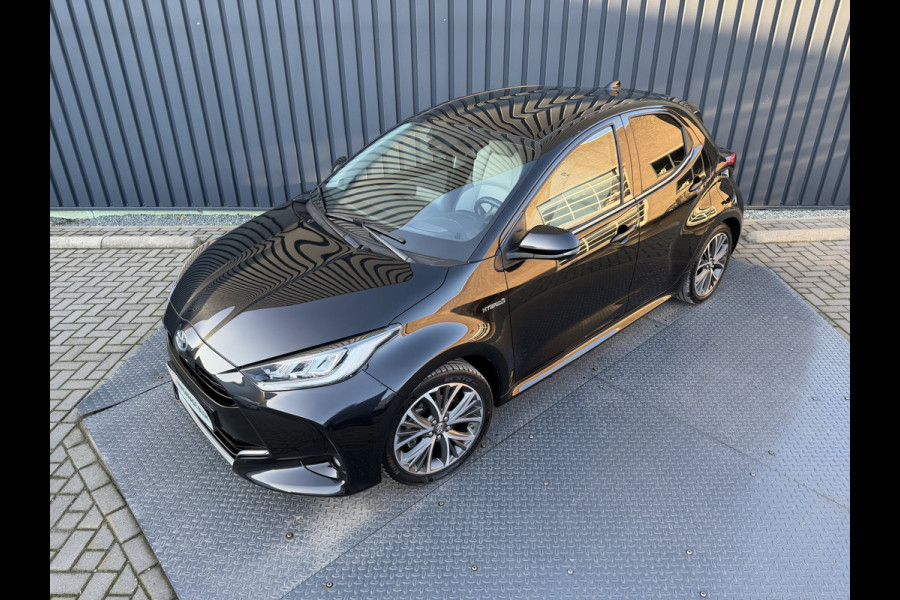 Toyota Yaris 1.5 Hybrid Executive | Creme Leer | Head-up | BSM | Rijklaar!!