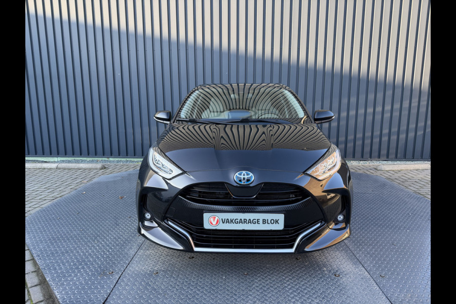 Toyota Yaris 1.5 Hybrid Executive | Creme Leer | Head-up | BSM | Rijklaar!!