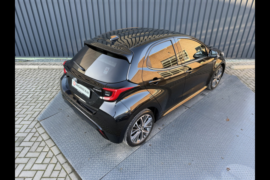 Toyota Yaris 1.5 Hybrid Executive | Creme Leer | Head-up | BSM | Rijklaar!!